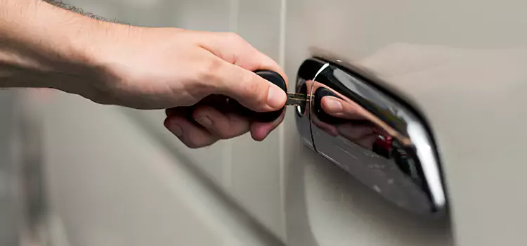 Why Choose Our Auto Locksmith Team in Massillon, OH?